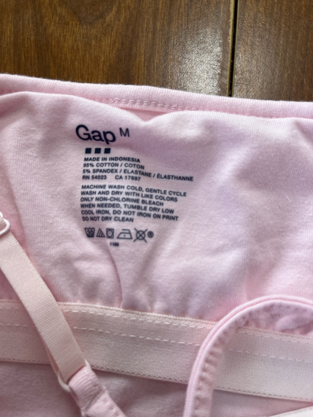 GAP Tees and Camisoles Bundle - Picture 8 of 10